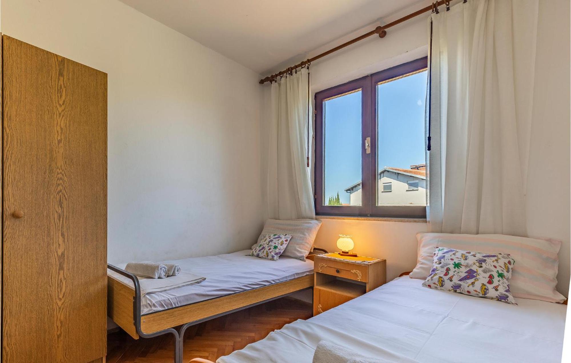 Awesome Apartment In Medulin With Kitchen 외부 사진