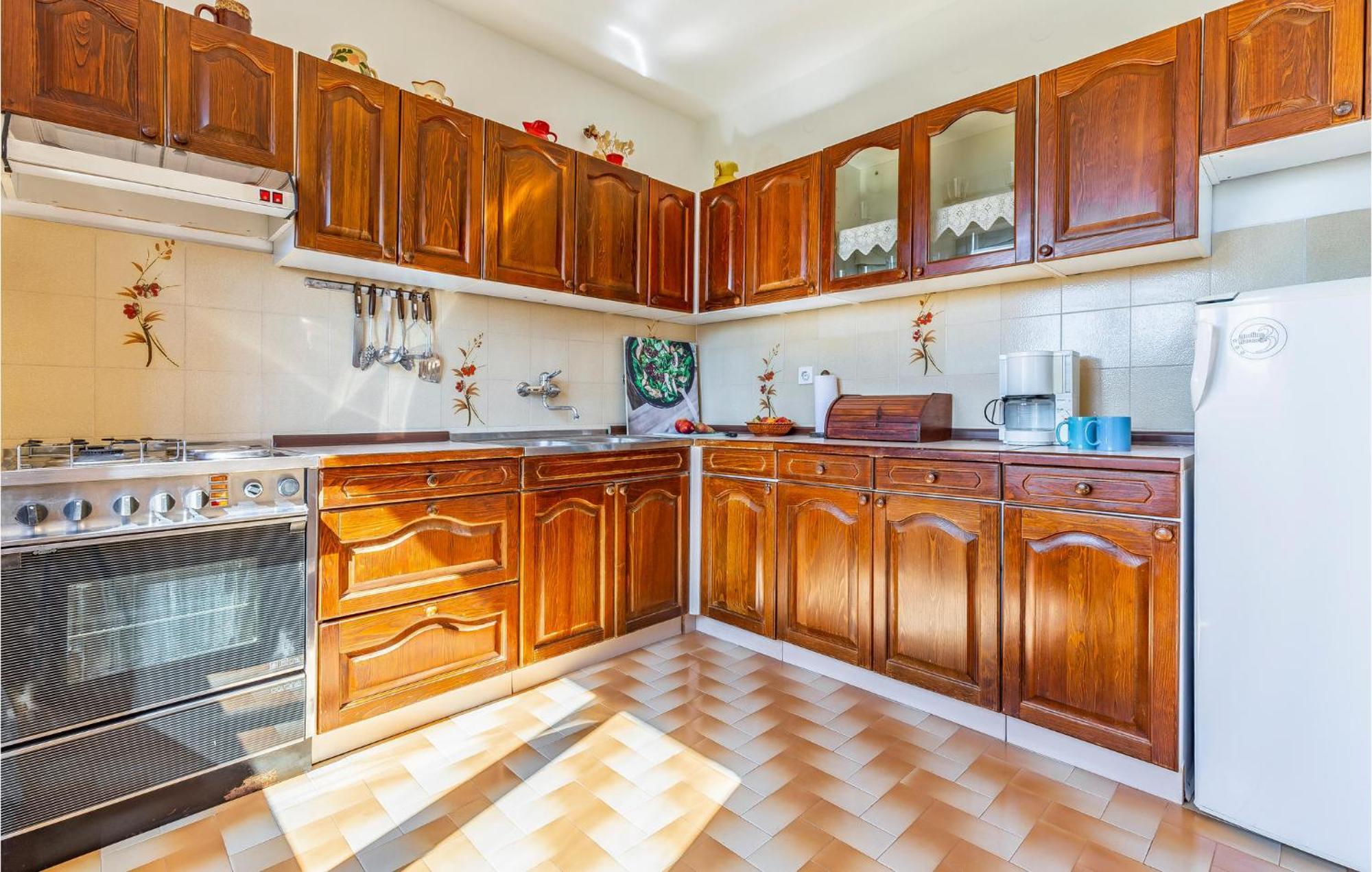 Awesome Apartment In Medulin With Kitchen 외부 사진